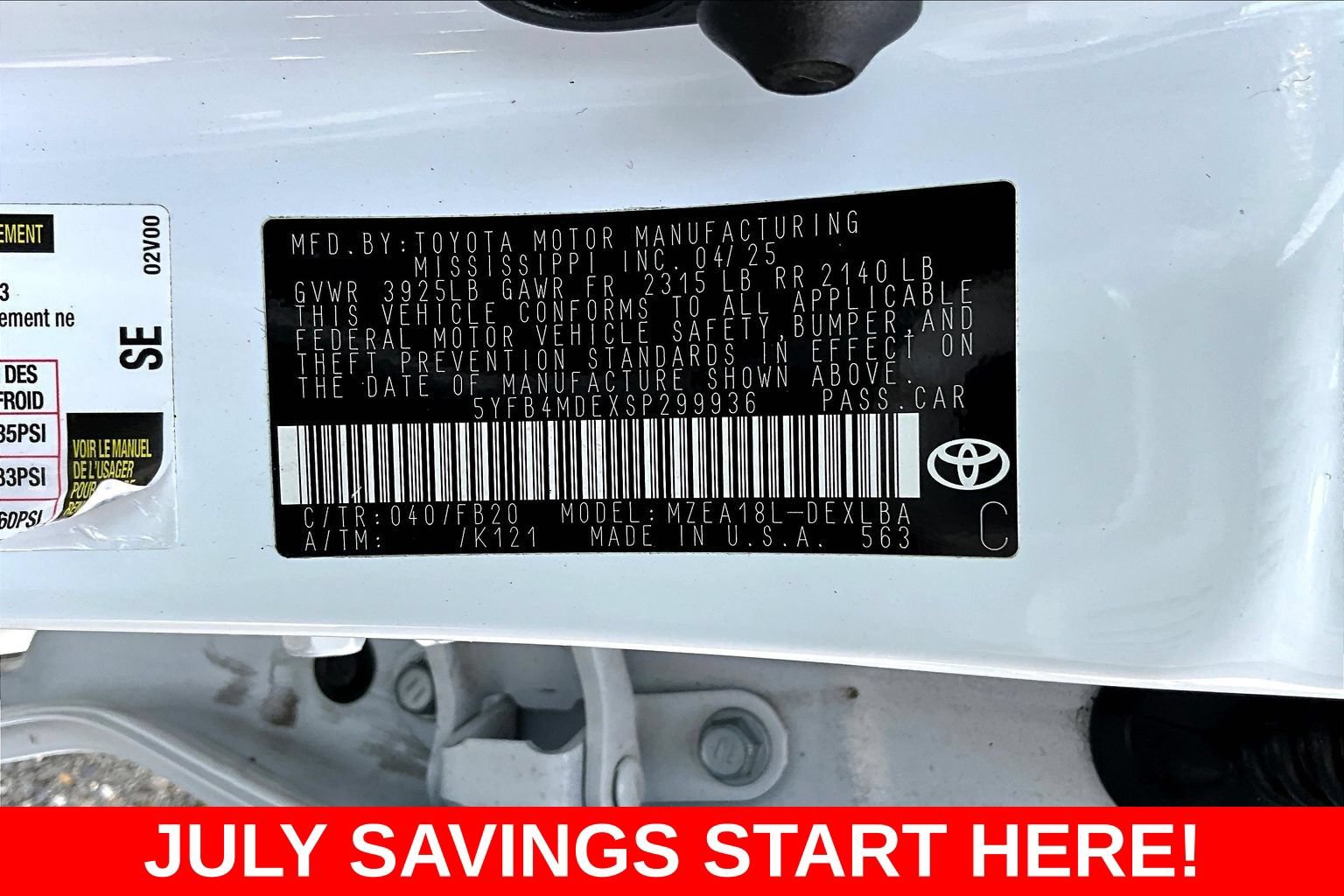 Used 2025 Toyota Corolla LE w/ LE Premium Package FWD image 25