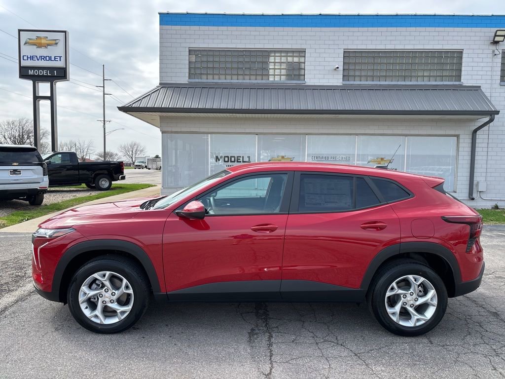New 2026 Chevrolet Trax LS w/ LS Convenience Package FWD image 5