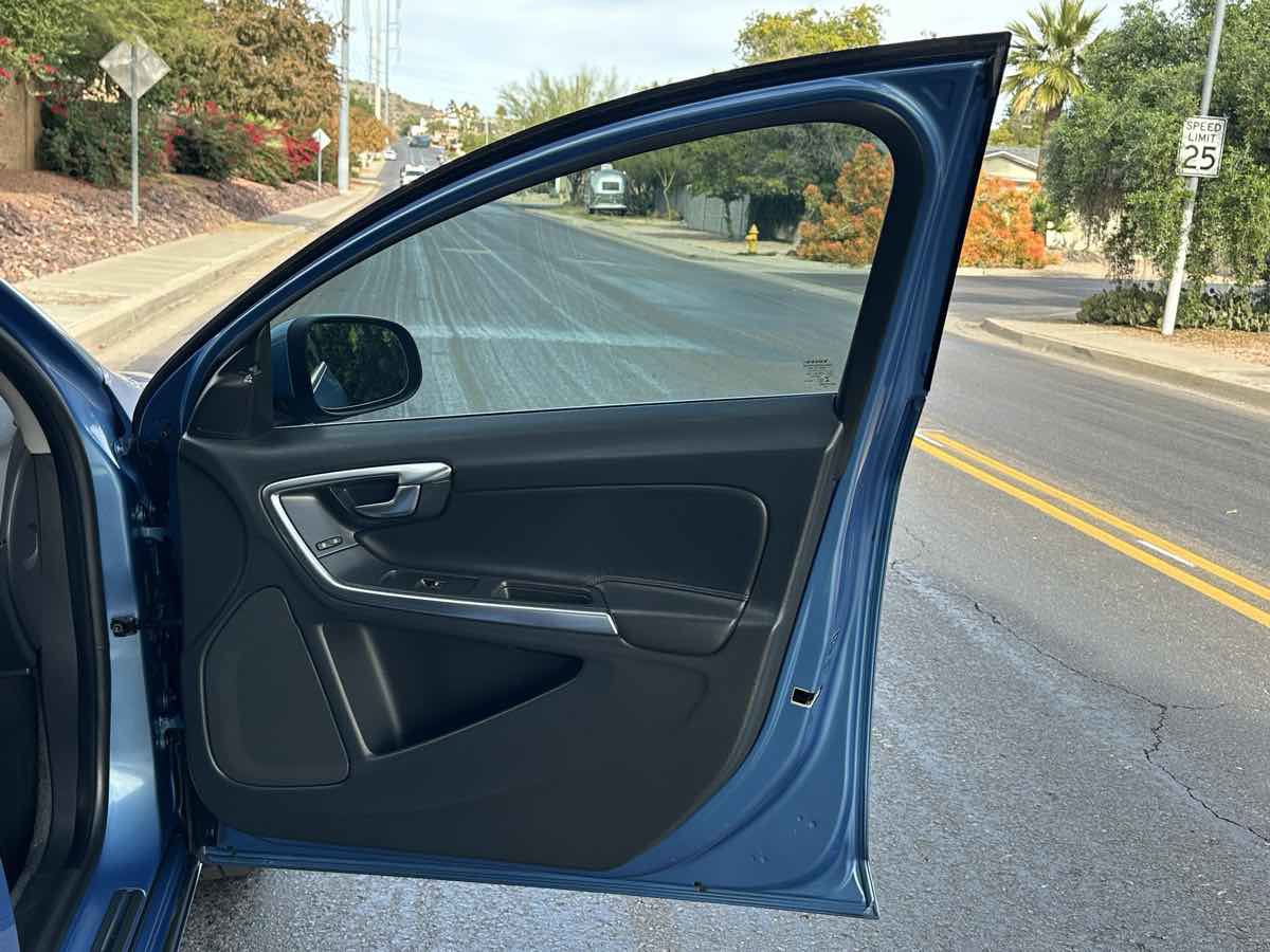 Used 2015 Volvo V60 T5 Premier Plus image 49