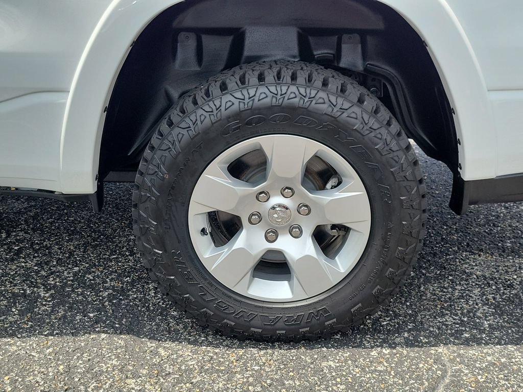 Used 2025 RAM 1500 Big Horn AWD/4WD image 30