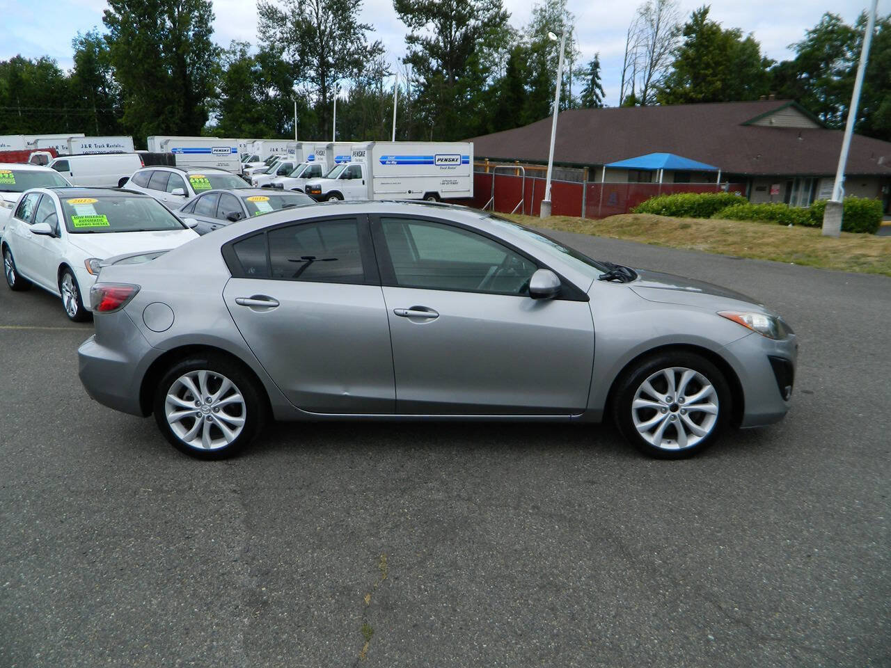 Used 2010 MAZDA MAZDA3 s Sport FWD image 9