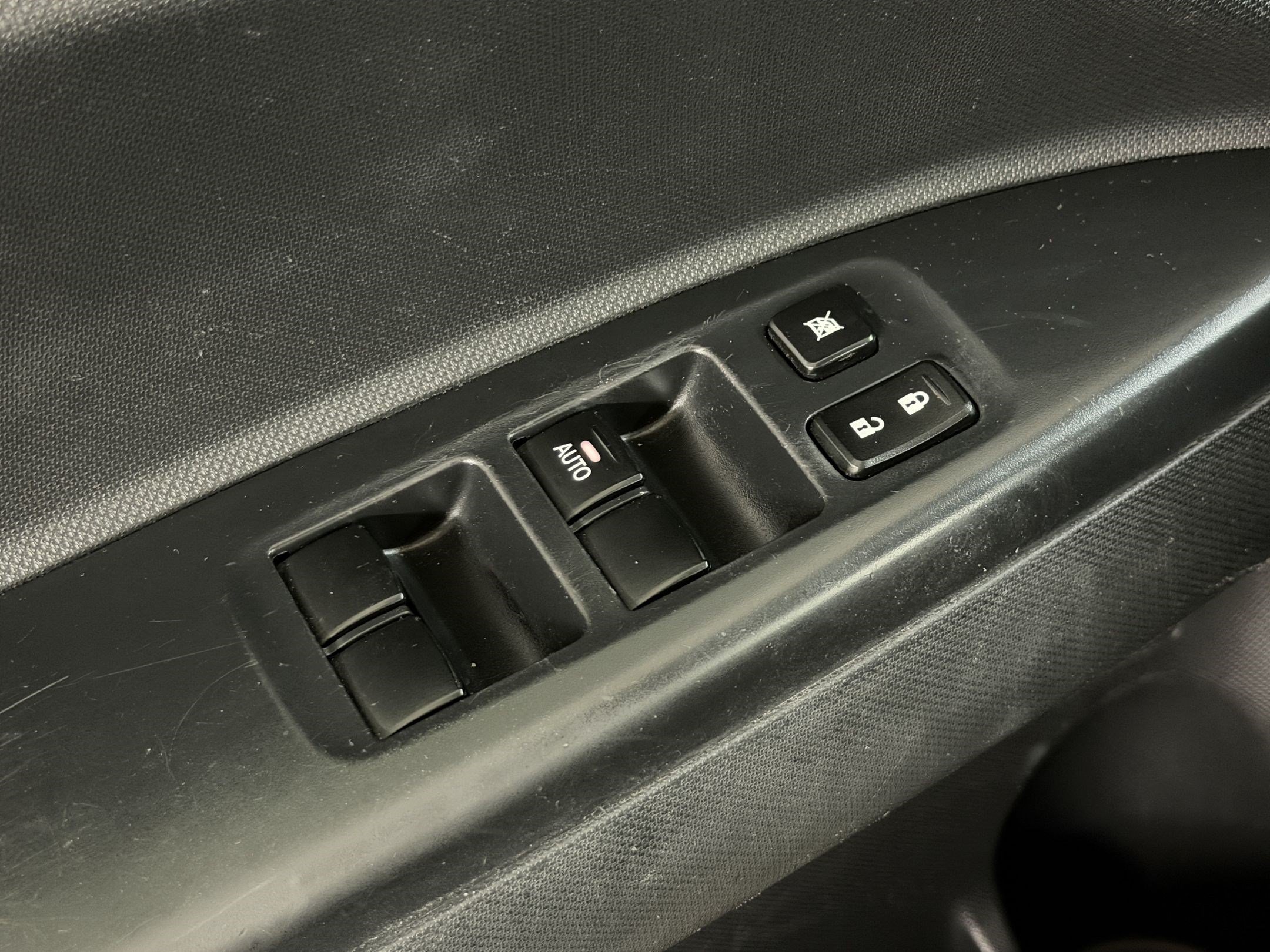 Used 2024 Mitsubishi Mirage ES FWD image 15