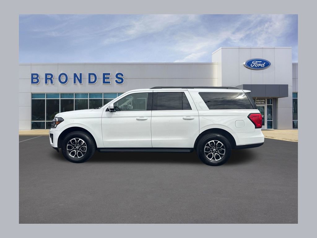 Used 2024 Ford Expedition Max XLT AWD/4WD image 1