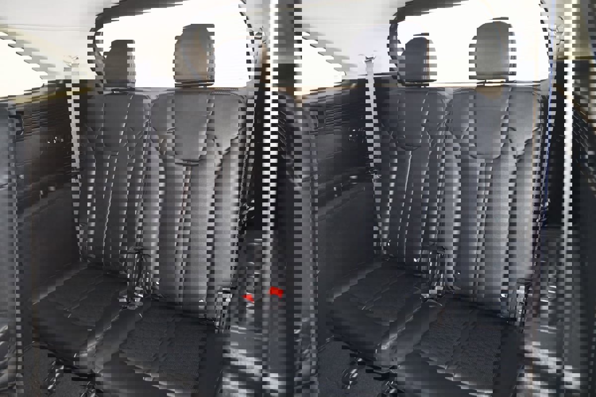 Used 2025 Kia Sorento EX image 54