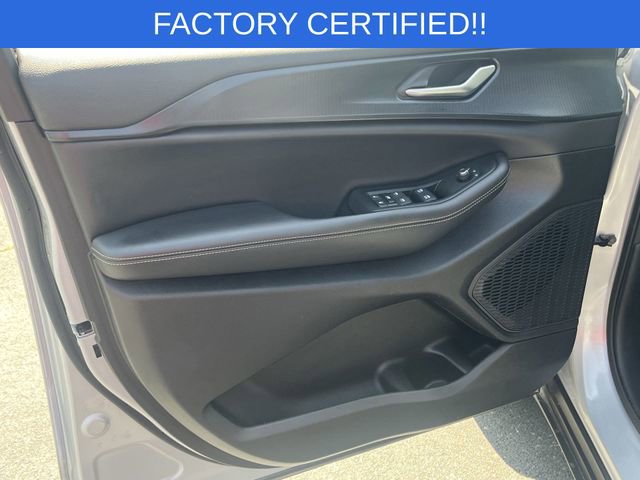 Certified 2024 Jeep Grand Cherokee Altitude image 11