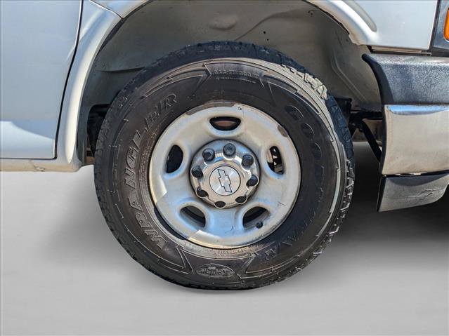 Used 2019 Chevrolet Express 3500 LT w/ LT Preferred Equipment Group RWD image 21