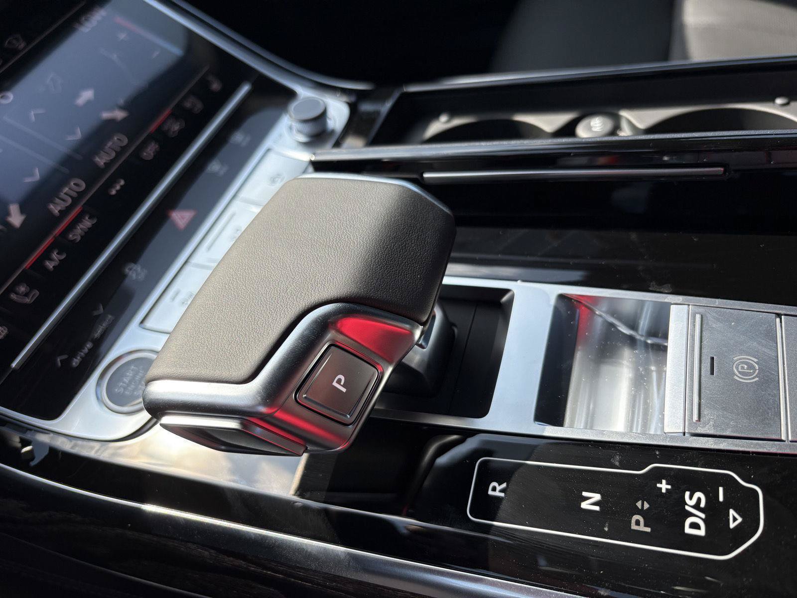 New 2026 Audi A8 L 3.0T AWD/4WD image 18