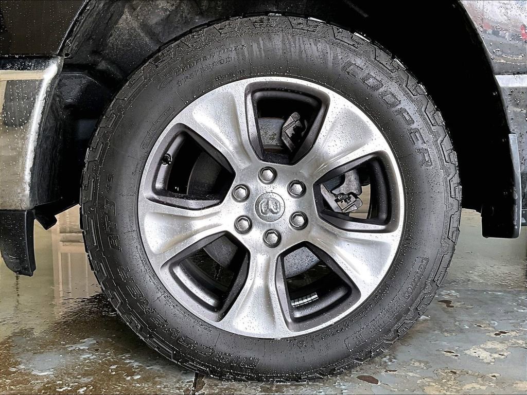 Used 2024 RAM 1500 Laramie image 7