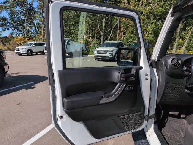 Used 2018 Jeep Wrangler Unlimited Sport S AWD/4WD image 25
