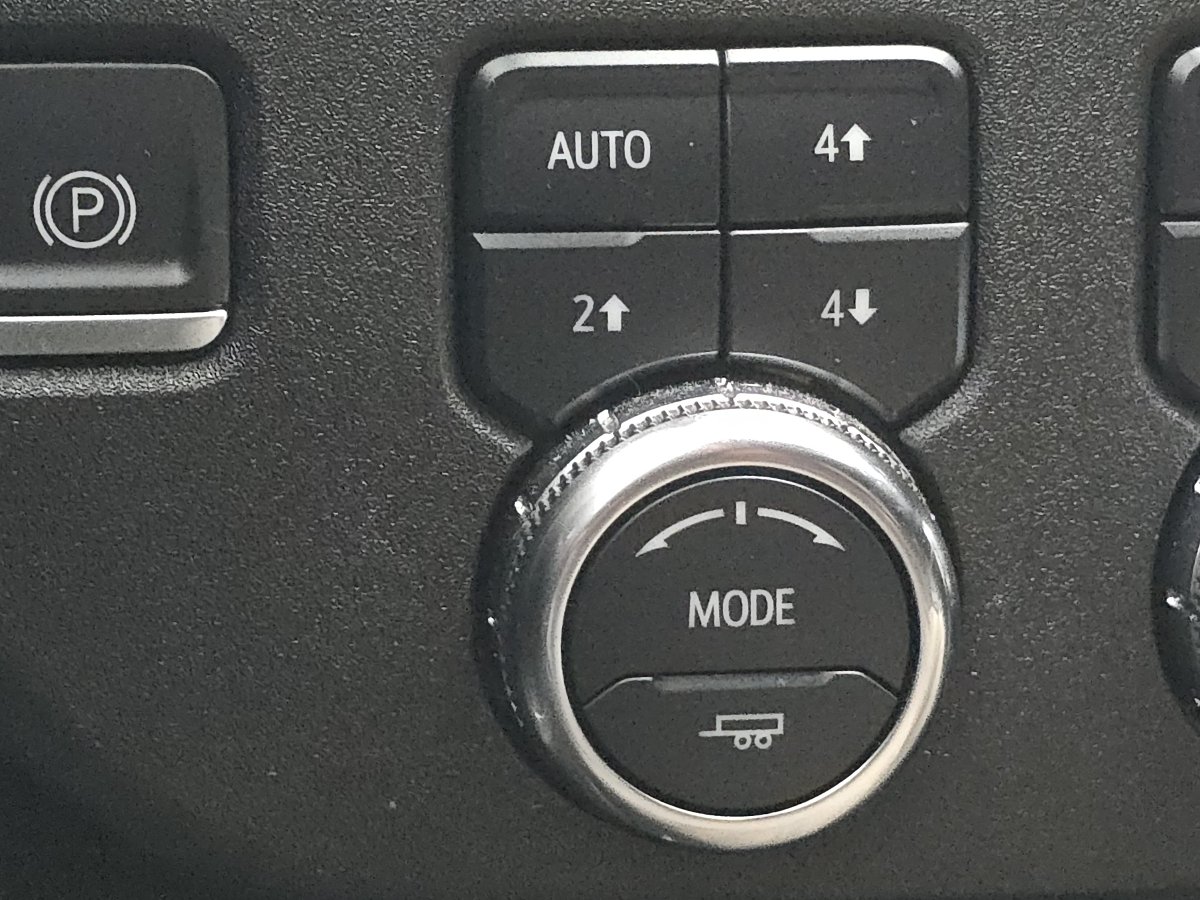 Used 2024 GMC Sierra 3500 SLT AWD/4WD image 5