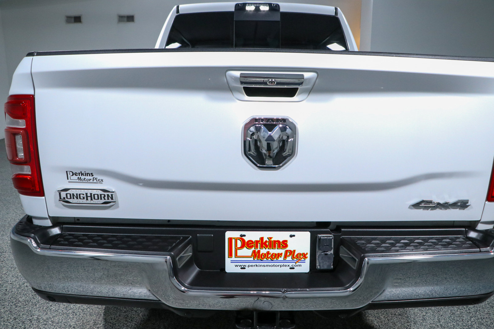 Used 2022 RAM 2500 Limited AWD/4WD image 8