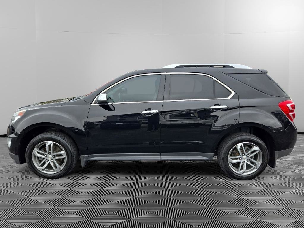 Used 2017 Chevrolet Equinox Premier w/ Enhanced Convenience Package AWD/4WD image 4