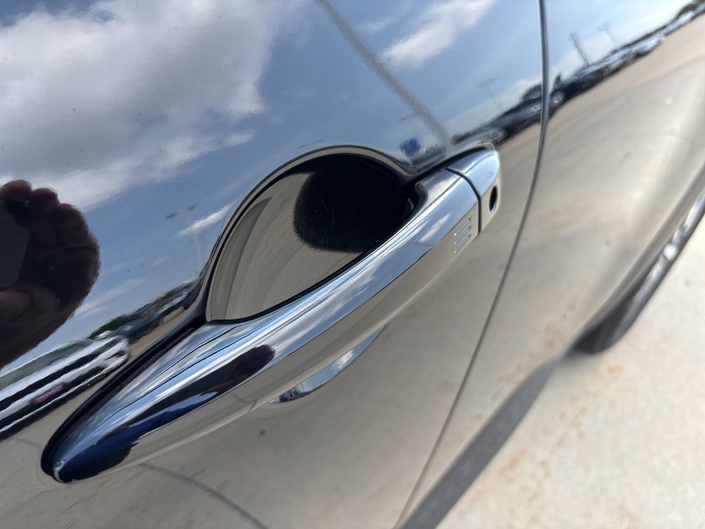 Used 2024 Nissan Pathfinder SL w/ Cargo Package image 12