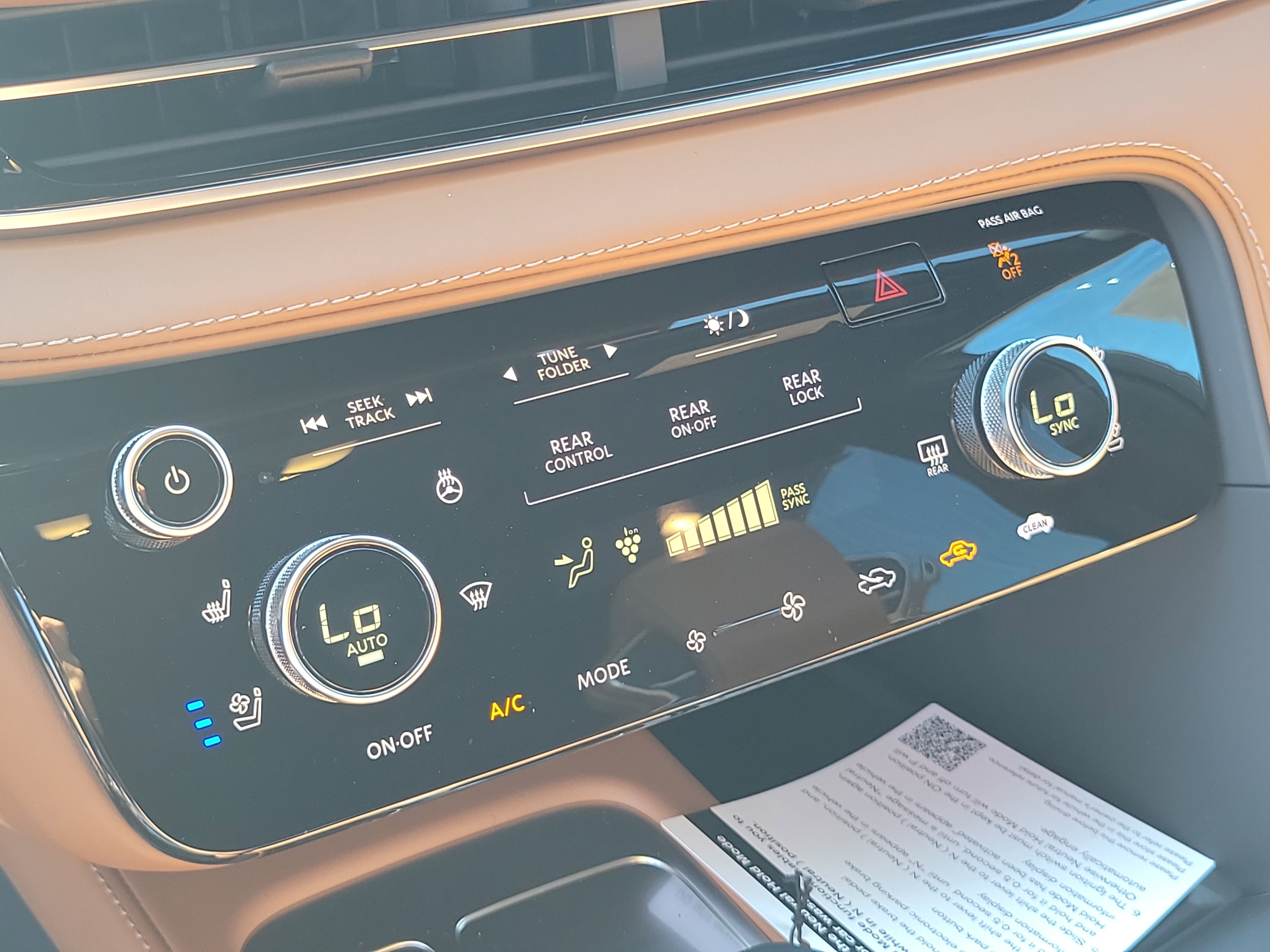 New 2026 INFINITI QX60 Autograph w/ Dark Cargo Package image 18