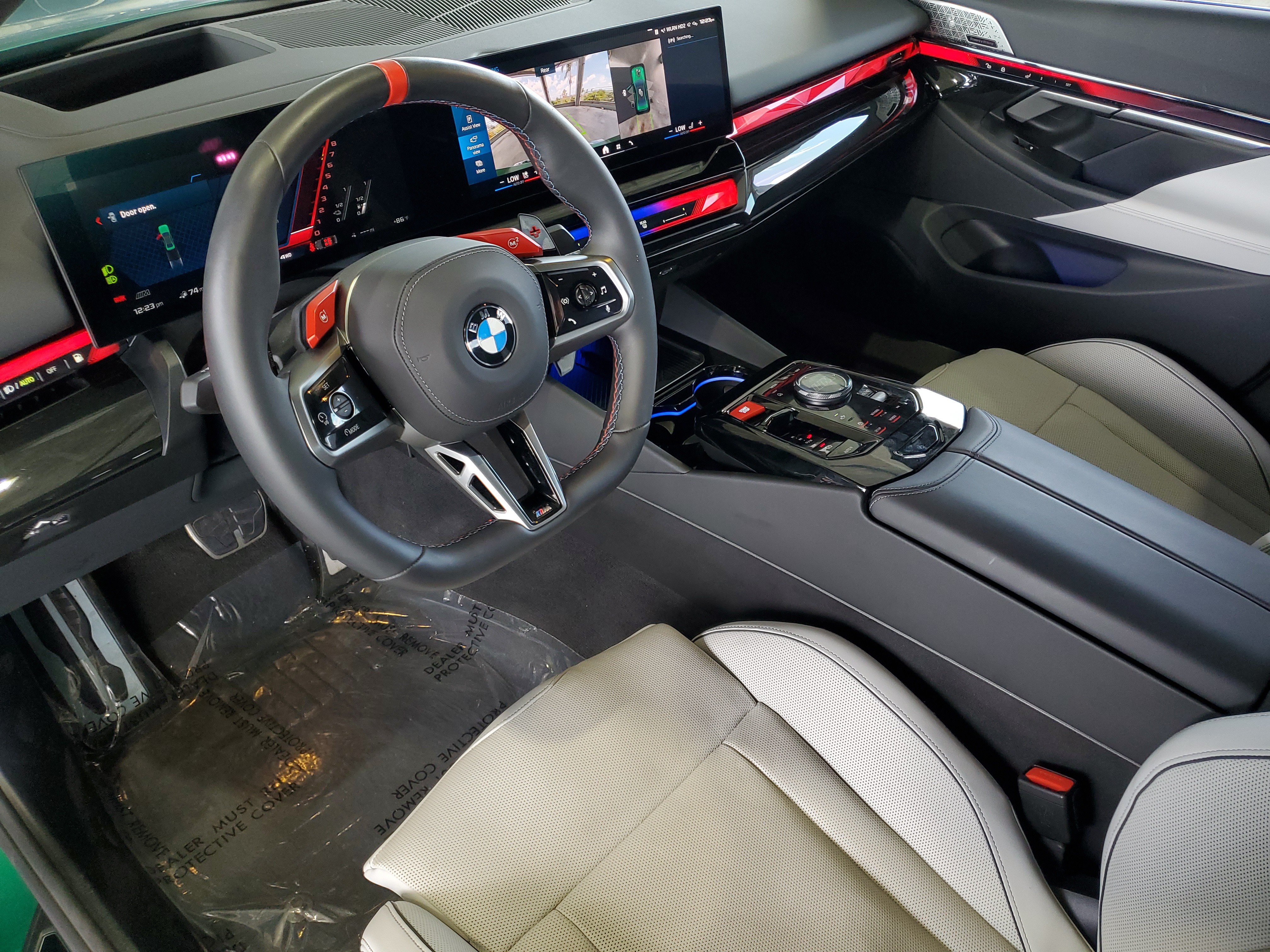 Used 2025 BMW M5 w/ Carbon Package AWD/4WD image 16