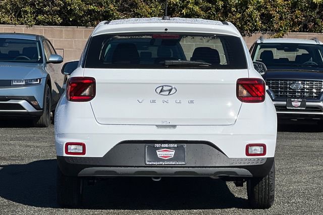 New 2026 Hyundai Venue SE image 7