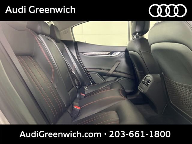 Used 2016 Maserati Ghibli S Q4 AWD/4WD image 16