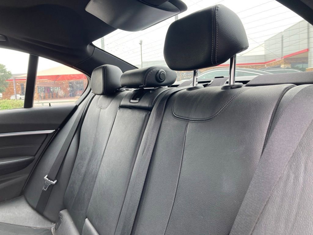 Used 2016 BMW 328i Sedan RWD image 9
