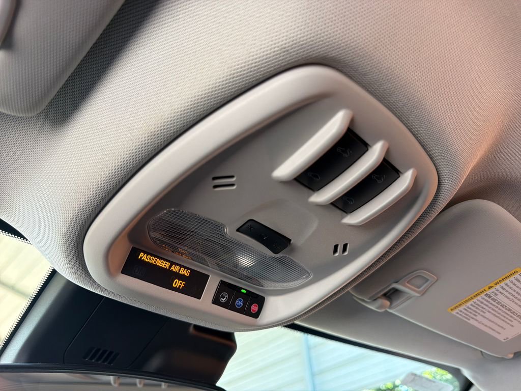 Used 2024 Chevrolet Trax ACTIV w/ Sunroof Package image 27