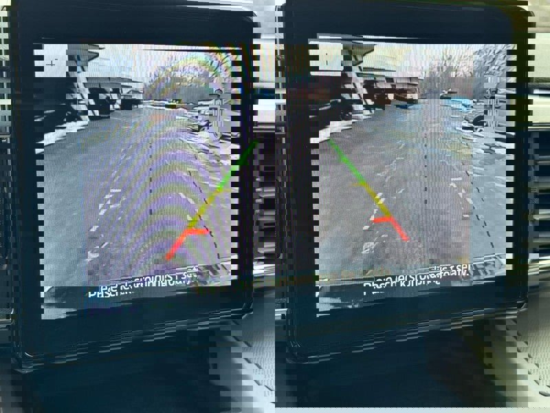 Used 2024 Ford Explorer XLT w/ Equipment Group 202A image 24