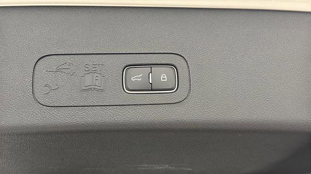 Used 2025 Lincoln Aviator Reserve w/ Equipment Group 201A AWD/4WD image 29