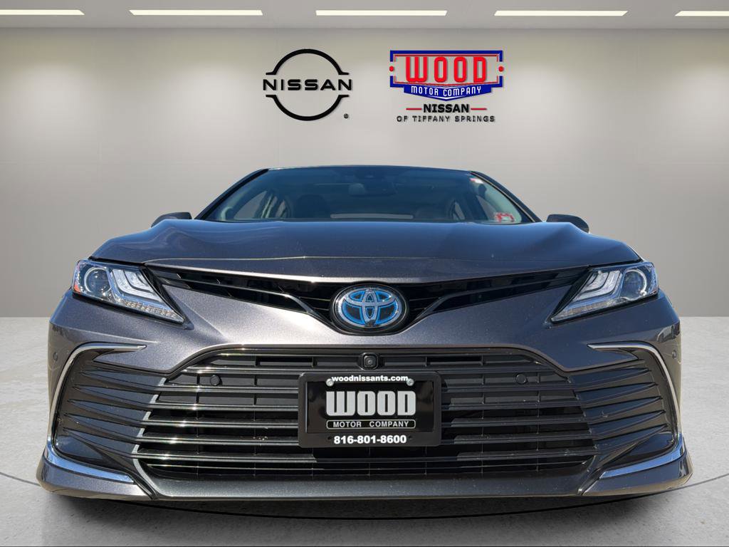 Used 2021 Toyota Camry XLE w/ Navigation Upgrade Package image 6