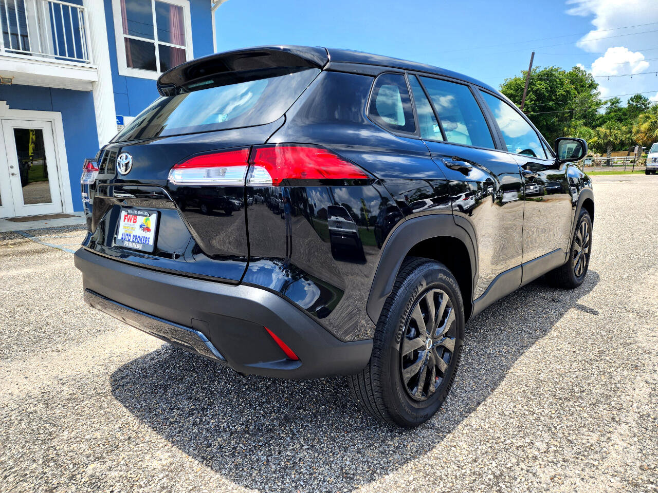 Used 2022 Toyota Corolla Cross L image 5
