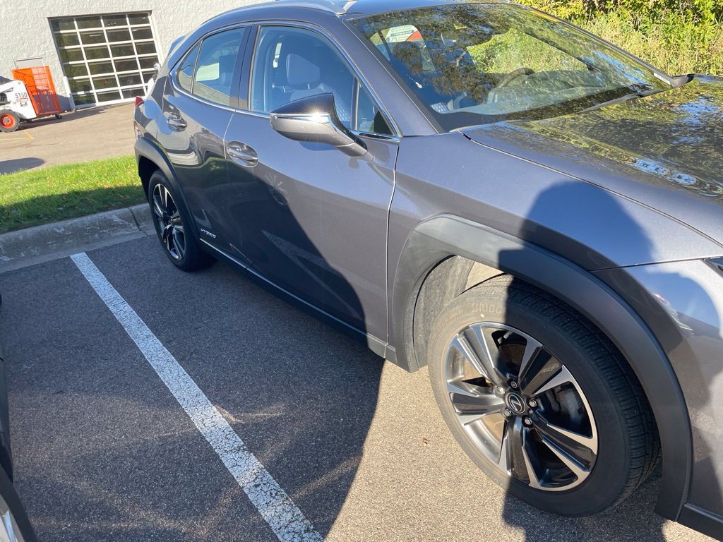 Used 2019 Lexus UX 250h w/ Accessory Package AWD/4WD image 44