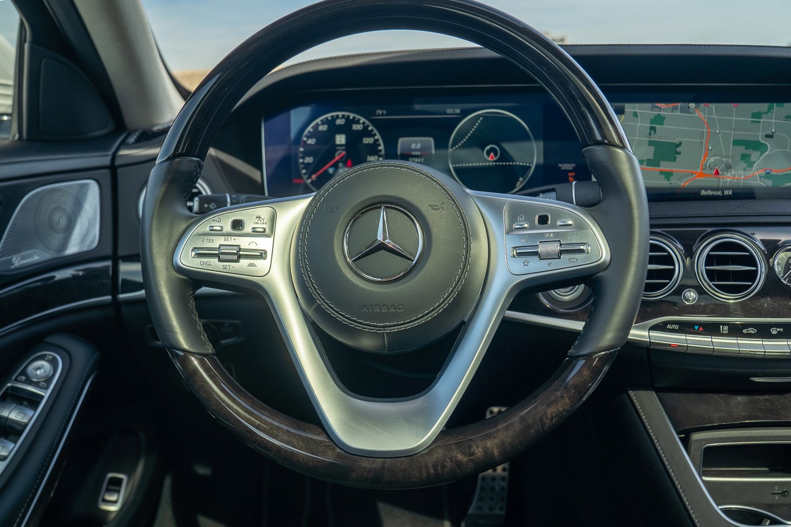 Used 2019 Mercedes-Benz S 560 4MATIC Sedan image 25