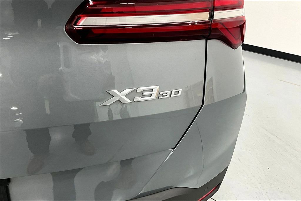 Used 2025 BMW X3 xDrive30i w/ Premium Package image 41