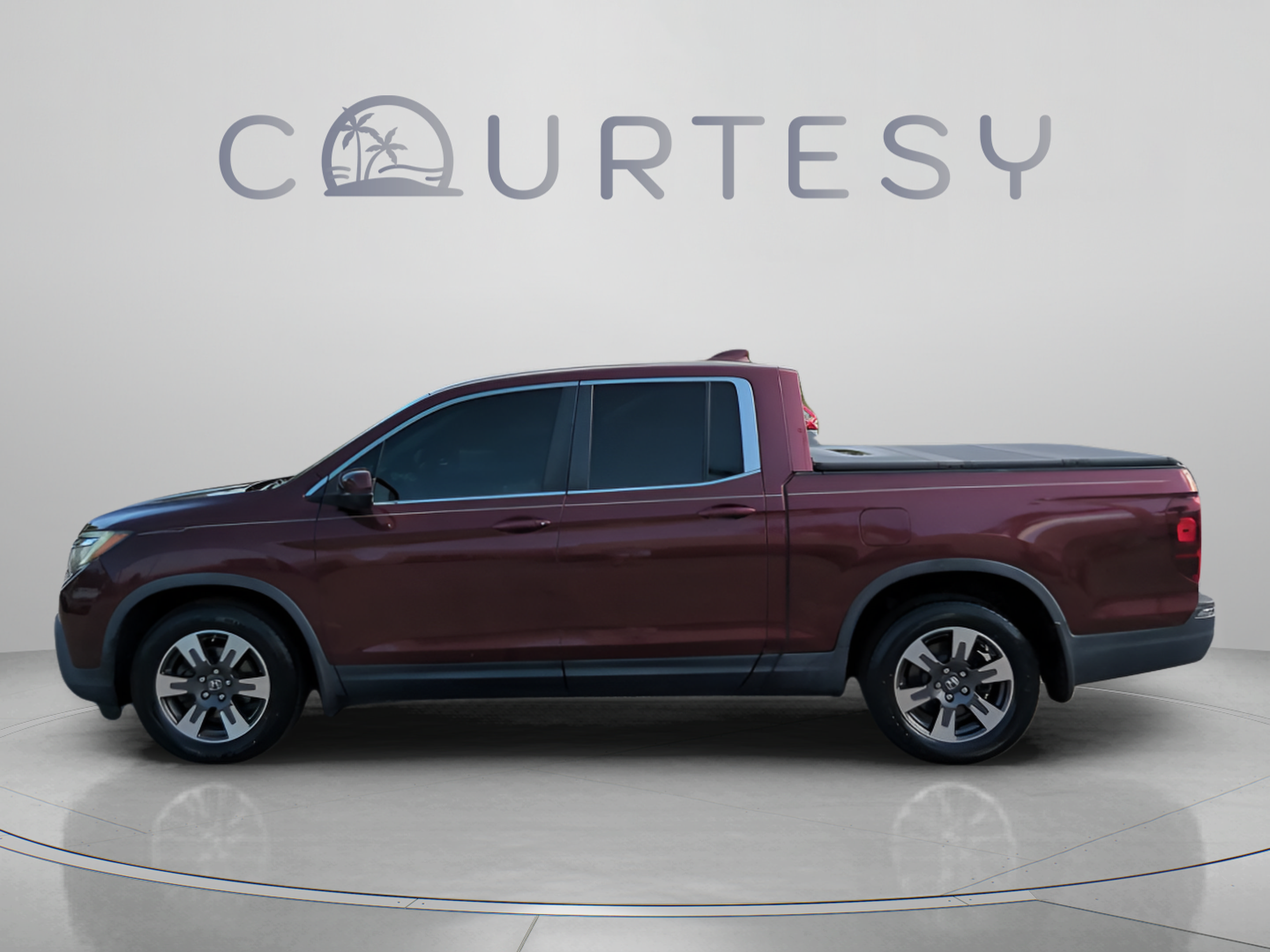 Used 2017 Honda Ridgeline RTL-T image 4