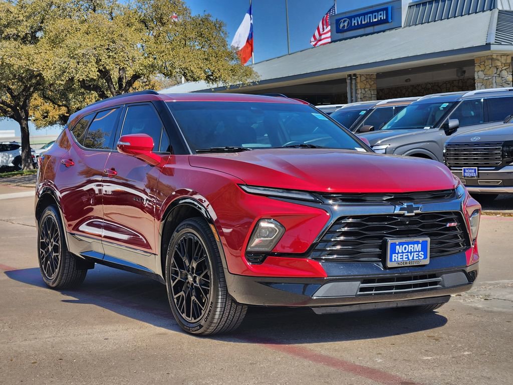 Used 2023 Chevrolet Blazer RS w/ Driver Confidence II Package image 3
