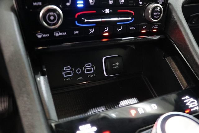 Used 2023 Jeep Grand Cherokee L Summit w/ Advanced Protech Group IV AWD/4WD image 28