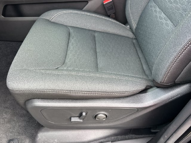 New 2027 RAM 1500 4x4 Crew Cab image 11