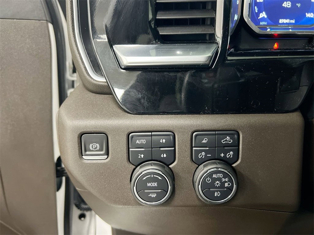 Used 2022 Chevrolet Silverado 1500 LTZ image 18