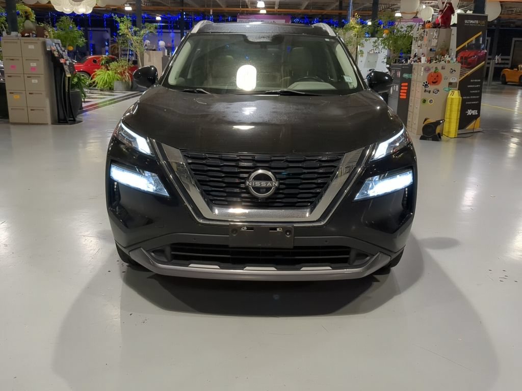 Used 2023 Nissan Rogue SL w/ SL Premium Package AWD/4WD image 3