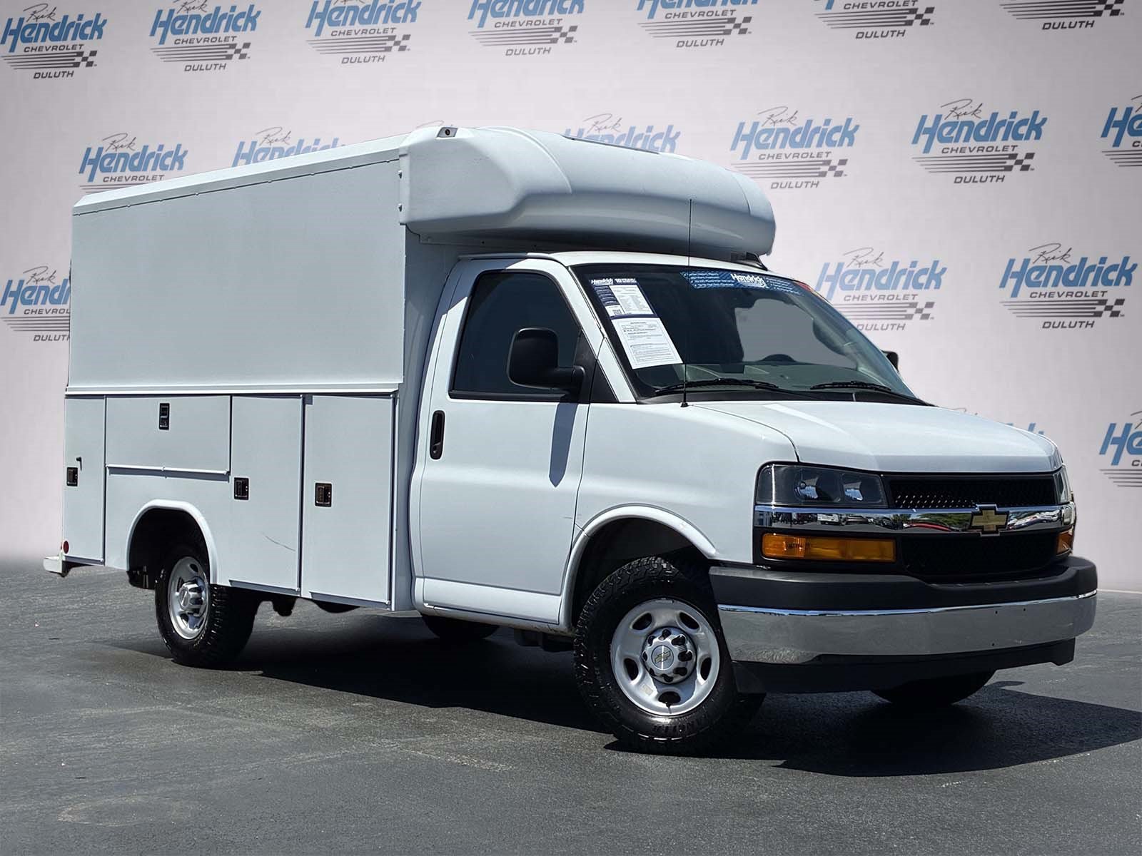 Used 2025 Chevrolet Express 3500 w/ Power Convenience Package RWD video 2