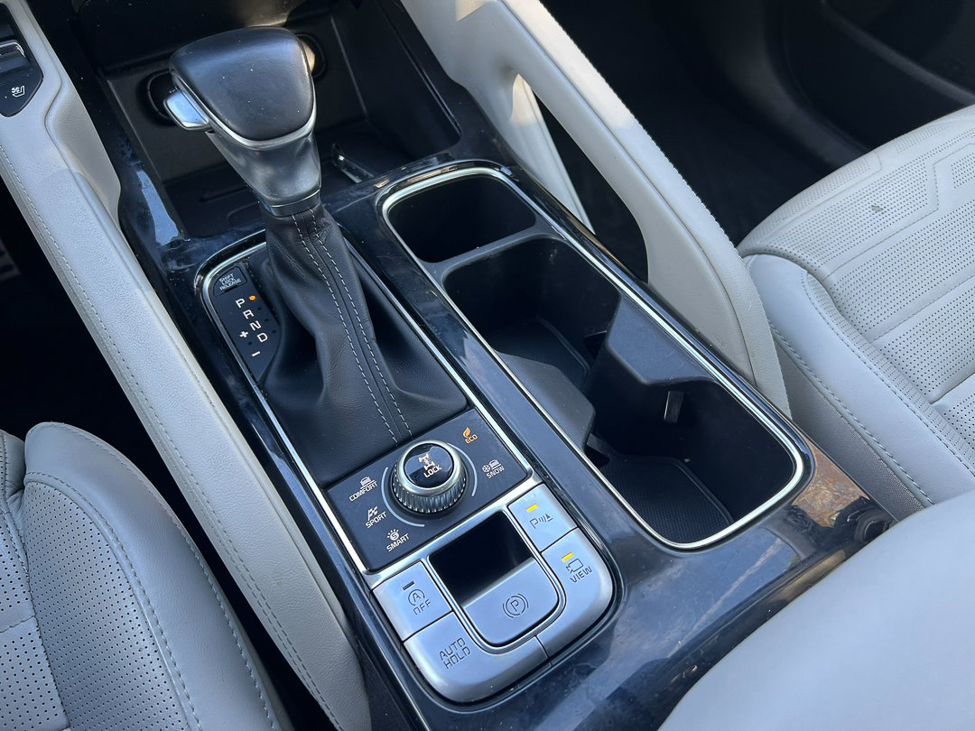 Used 2022 Kia Telluride SX w/ SX Prestige Package image 27