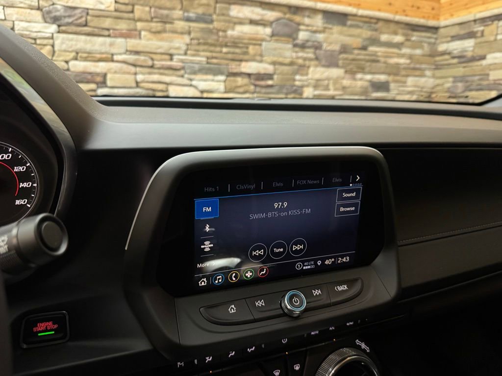 Used 2022 Chevrolet Camaro LT w/ RS Package image 23