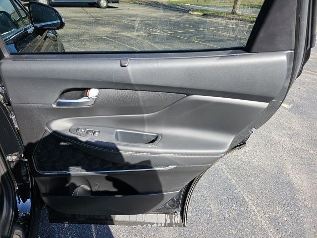 Used 2021 Hyundai Santa Fe Limited AWD/4WD image 17