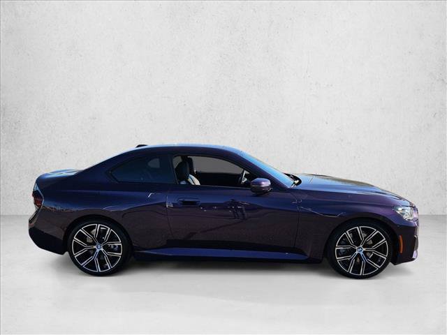 Used 2024 BMW 230i Coupe w/ Premium Package RWD image 4