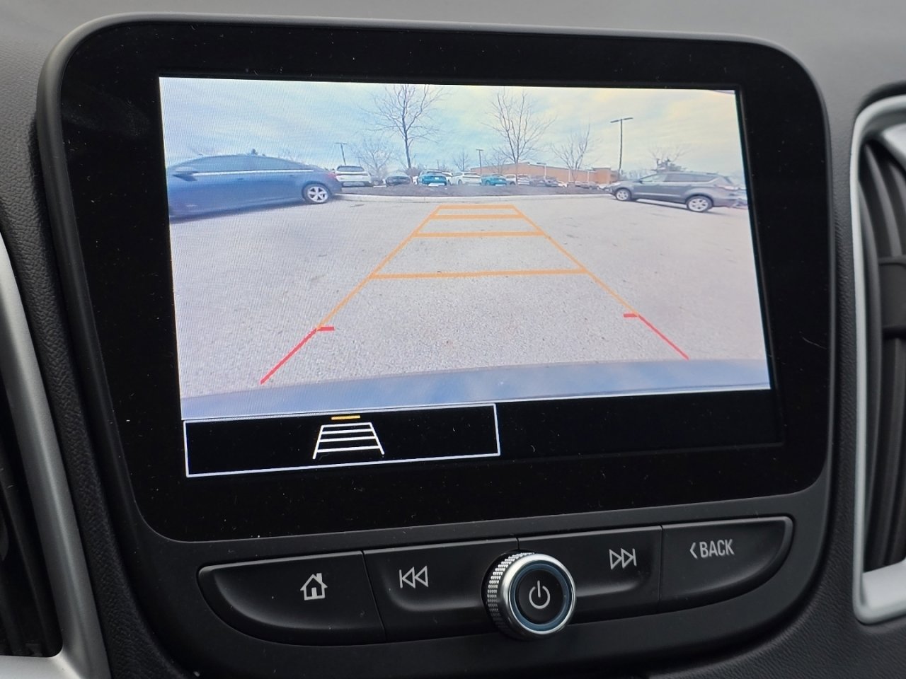 Used 2024 Chevrolet Malibu LT image 17