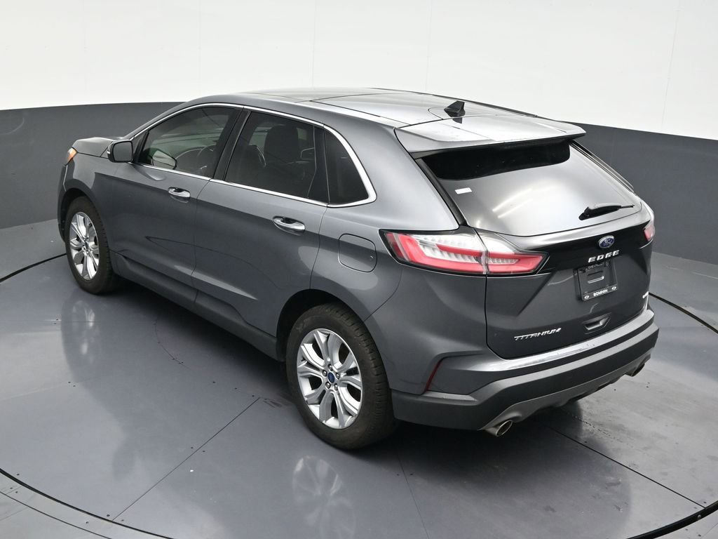 Used 2021 Ford Edge Titanium image 16