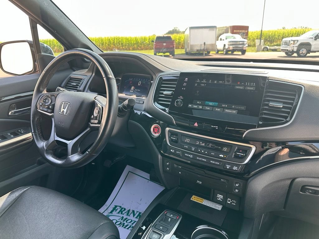 Used 2022 Honda Pilot Black Edition image 35