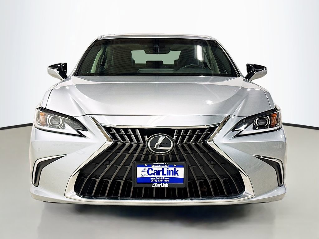 Used 2022 Lexus ES 350 w/ Premium Package image 2