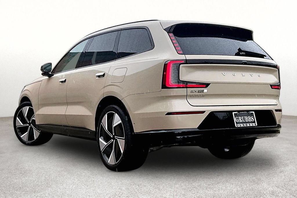 Used 2025 Volvo EX90 Ultra AWD/4WD image 16