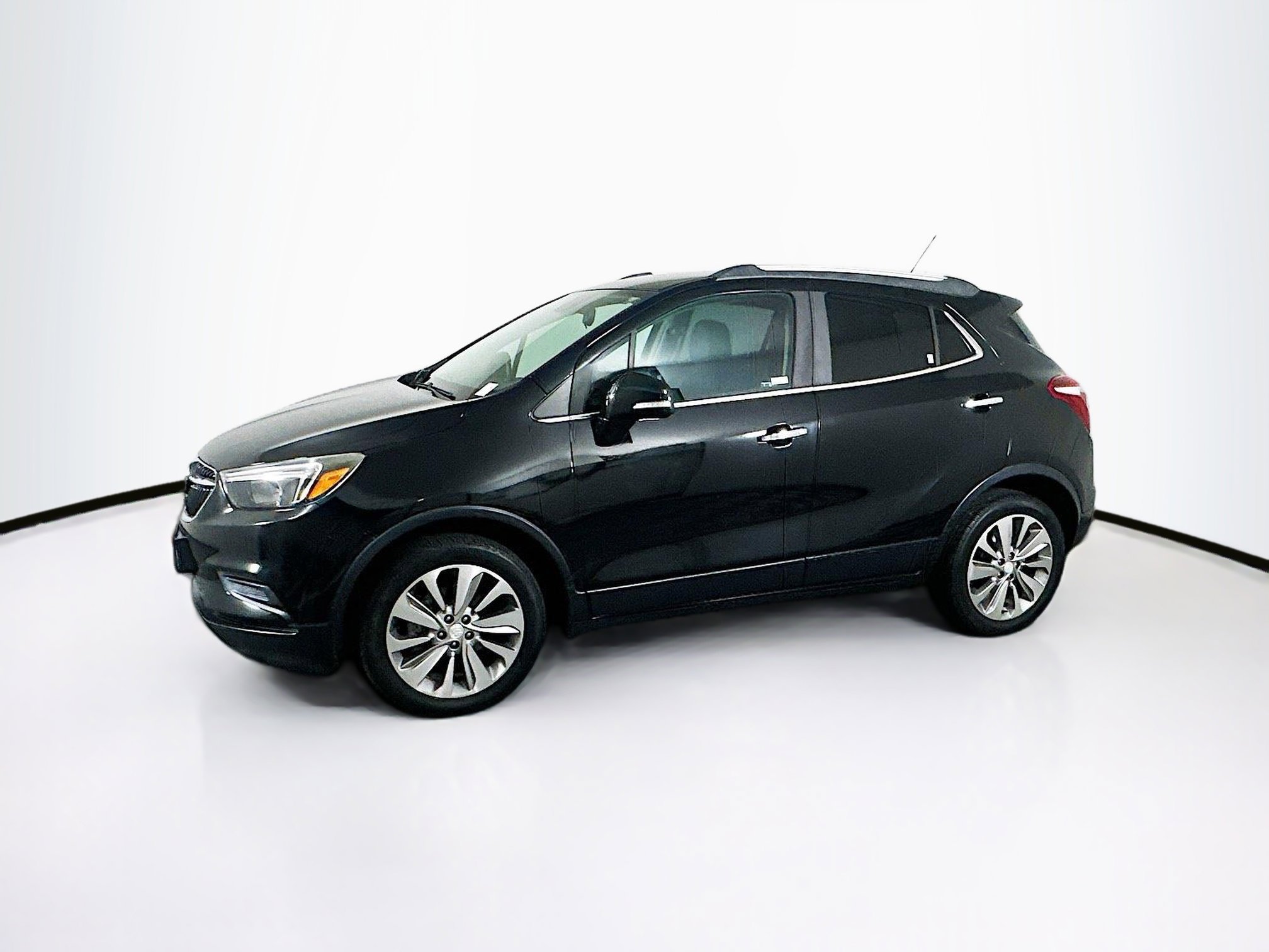 Used 2018 Buick Encore Preferred image 4