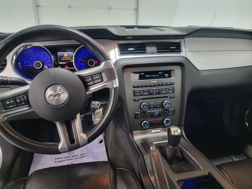 Used 2014 Ford Mustang GT Premium RWD image 11