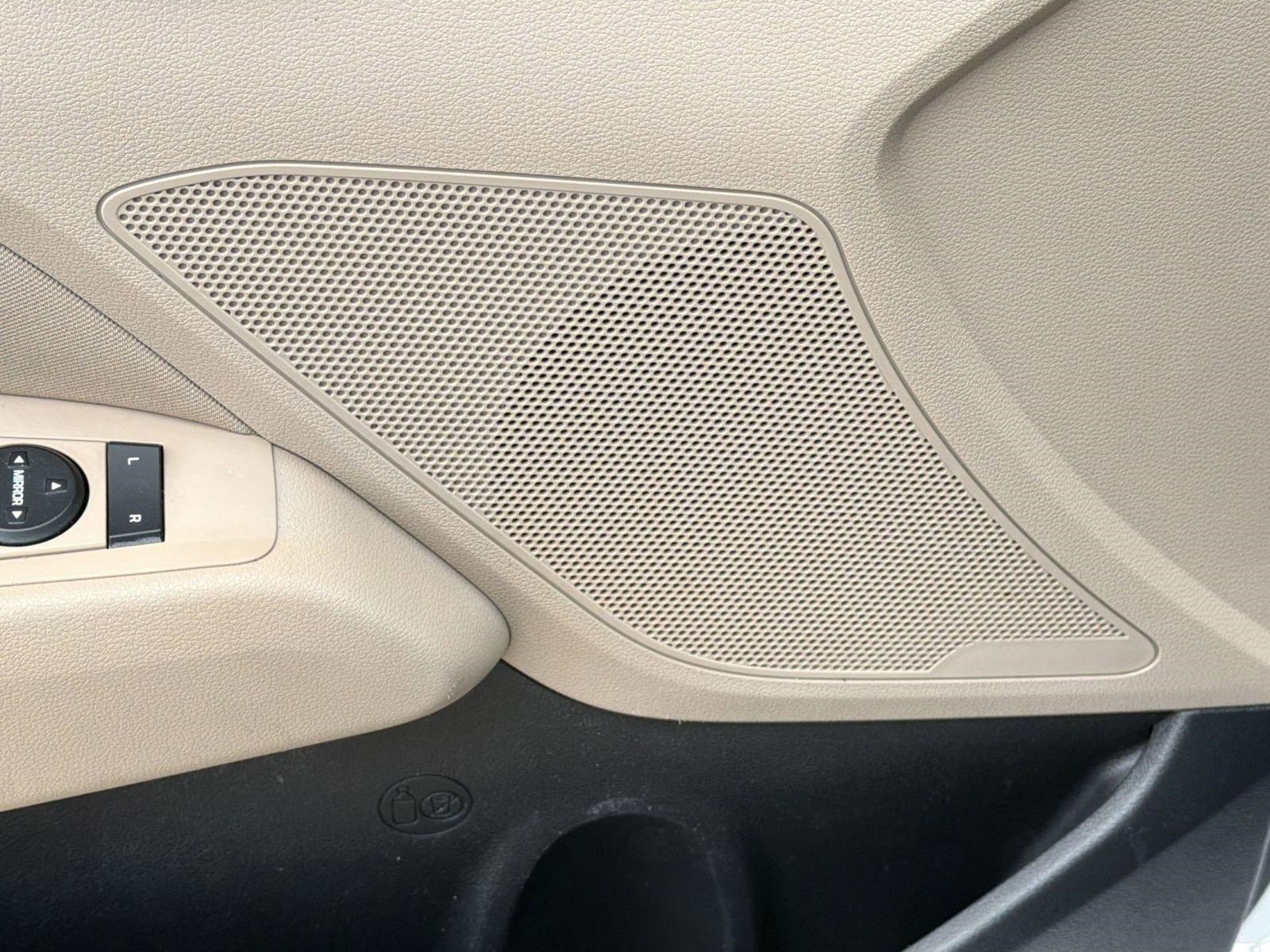 Used 2017 Hyundai Elantra Value Edition FWD image 22