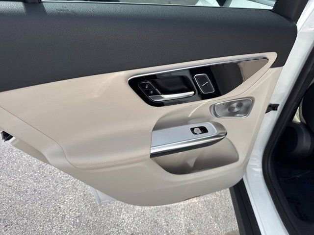 New 2026 Mercedes-Benz GLC 350e 4MATIC image 13